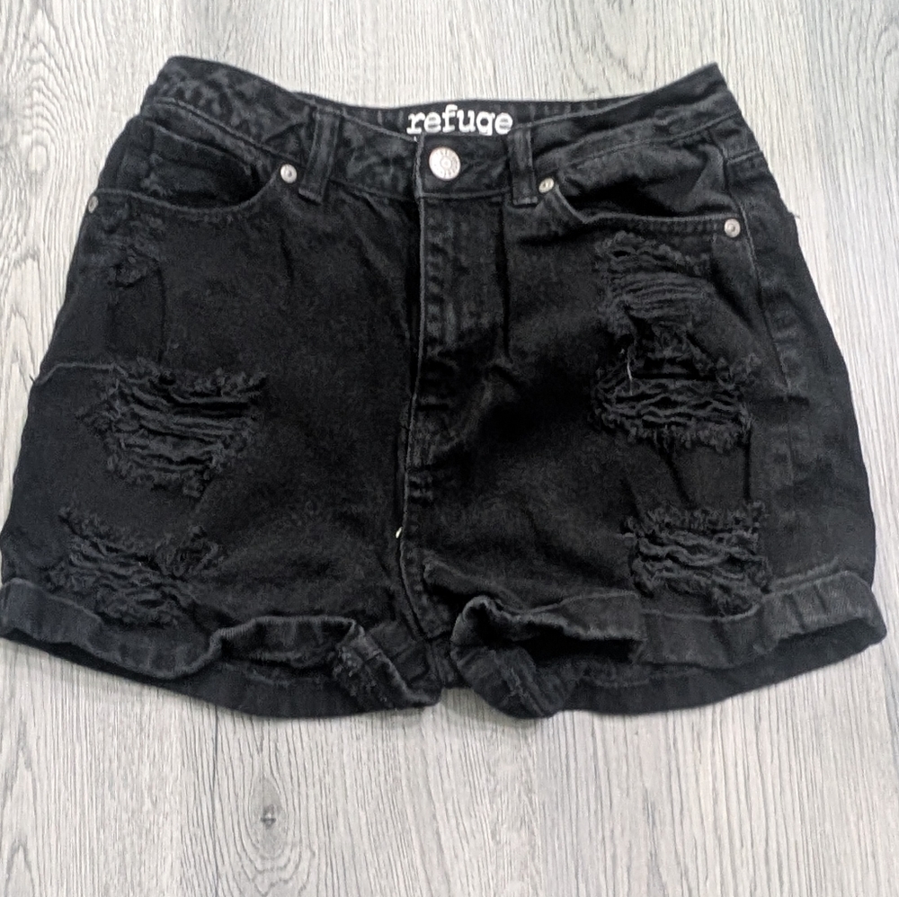 Refuge Black Destroyed Denim Mom Shorts Size 5 Grunge Alt Festival